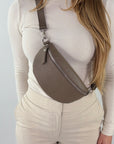 TONI Bauchtasche taupe – Small