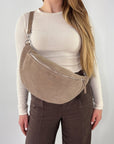 lepelou - leder - Bauchtasche - Wildleder Bauchtasche VALENTINA XL taupe - LPBVALTAUXL