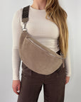 lepelou - leder - Bauchtasche - Wildleder Bauchtasche VALENTINA XL taupe - LPBVALTAUXL4