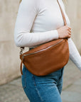lepelou-leder-Bauchtasche-XL Bauchtasche LARA cognac -LPBLARCOGE