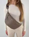 lepelou - leder - Bauchtasche - XL Bauchtasche LARA taupe - LPBLARTAUE4