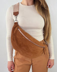lepelou - leder - Bauchtasche - XL Wildleder Bauchtasche cognac mit Wechselgurt - LPBVALCOGXL1