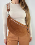lepelou - leder - Bauchtasche - XL Wildleder Bauchtasche cognac mit Wechselgurt - LPBVALCOGXL7