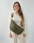 lepelou - leder - Bauchtasche - XXL Bauchtasche CLARA khaki - LPBCLAKHAE2