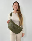 lepelou - leder - Bauchtasche - XXL Bauchtasche CLARA khaki - LPBCLAKHAE5