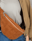 lepelou - leder - IDA Cord Bauchtasche cognac - LPBIDACOG