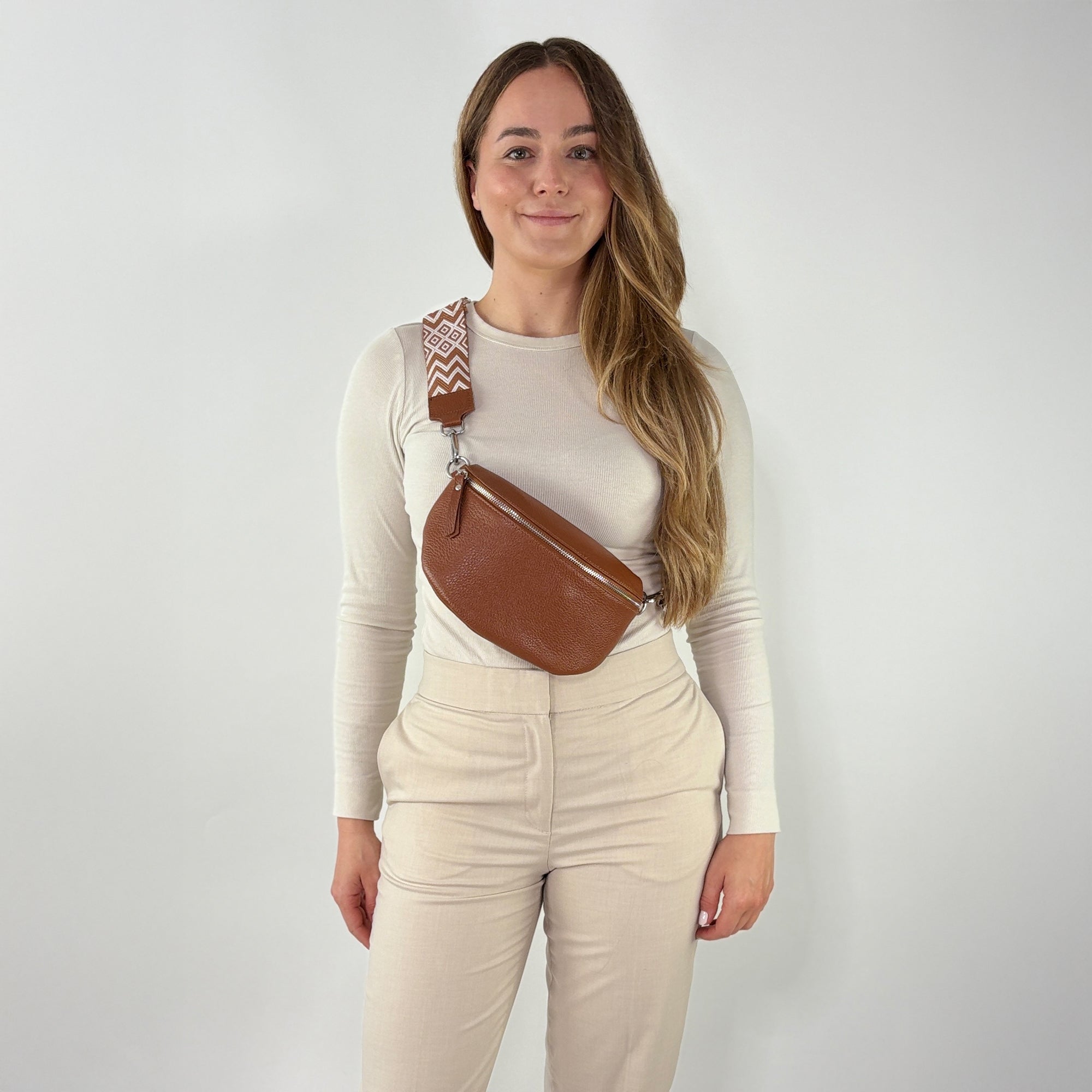 TONI Bauchtasche cognac – Medium