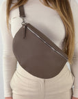 TONI Bauchtasche taupe – Large
