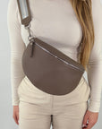 TONI Bauchtasche taupe – Large