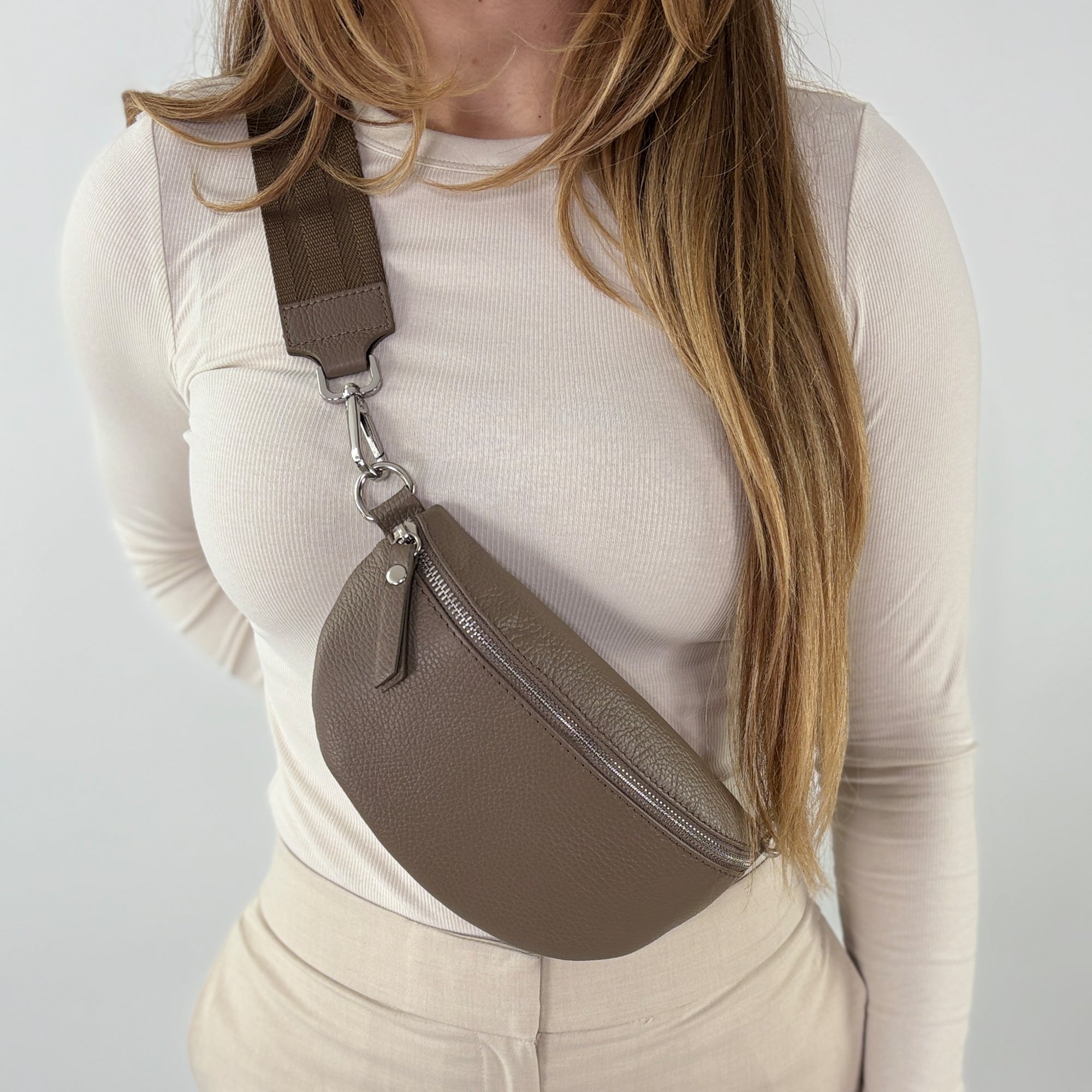 TONI Bauchtasche taupe – Small