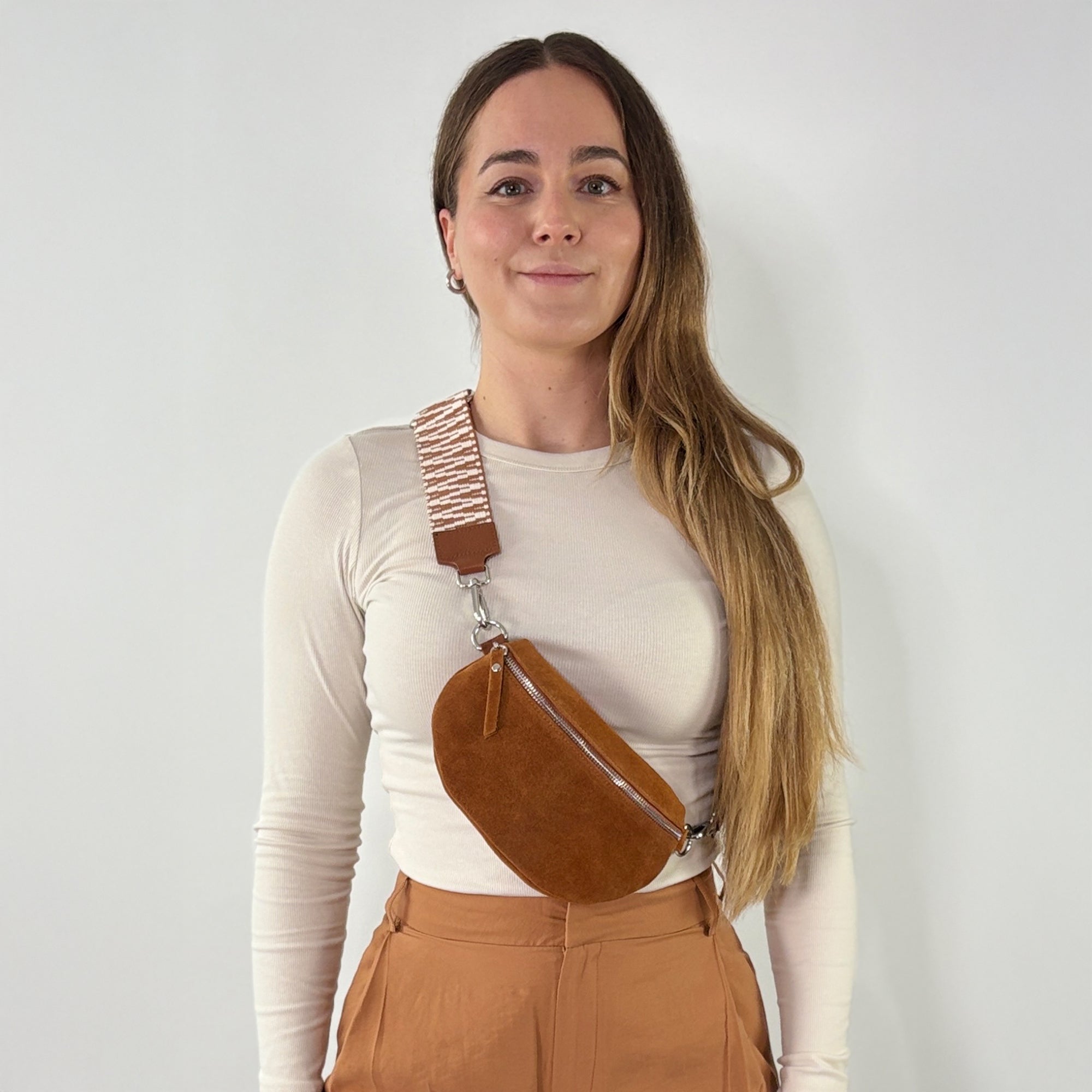 Wildleder Bauchtasche VALENTINA cognac