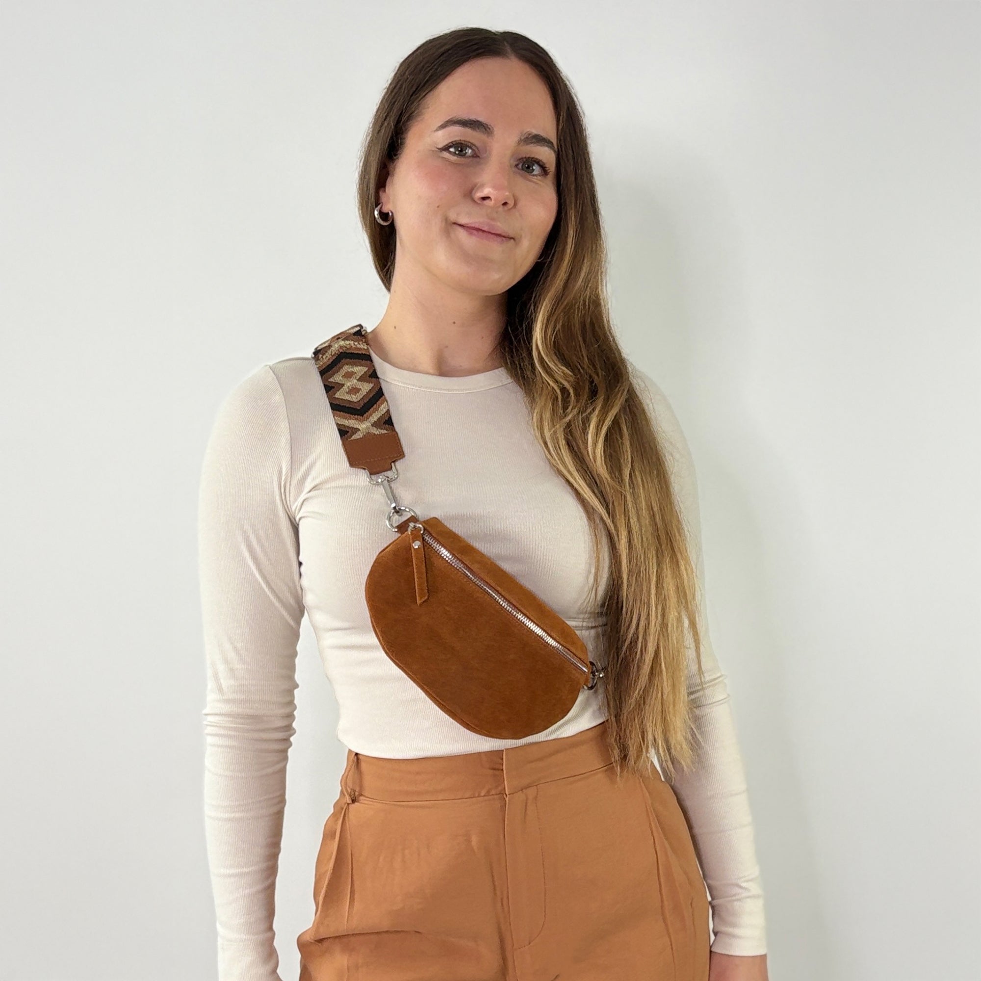 Wildleder Bauchtasche VALENTINA cognac