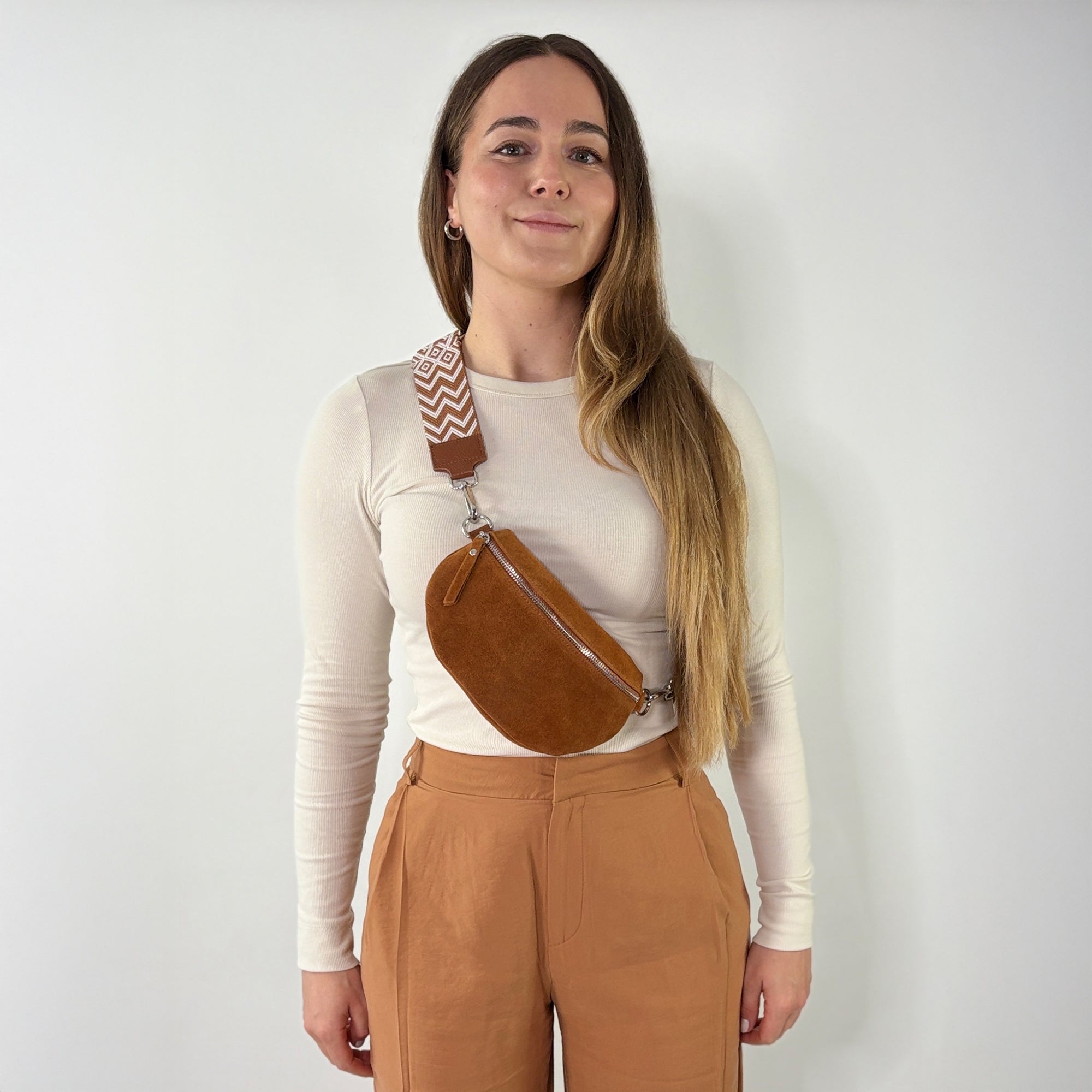 Wildleder Bauchtasche VALENTINA cognac