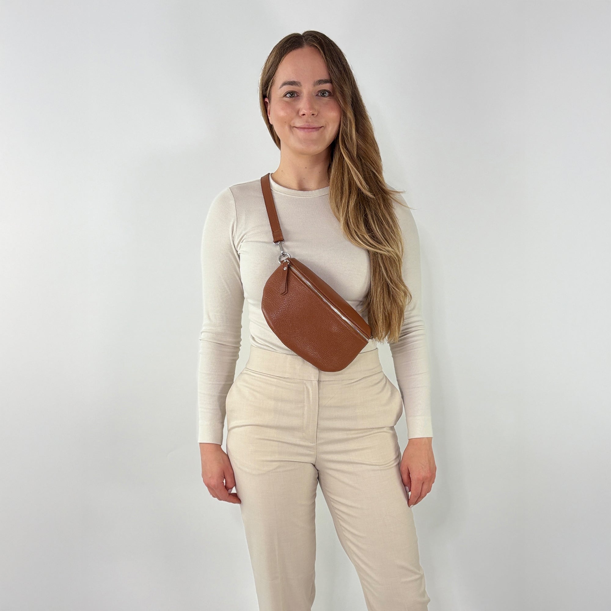 lepelou - leder - Bauchtasche - TONI Bauchtasche cognac – Medium - LPBTONCOGM