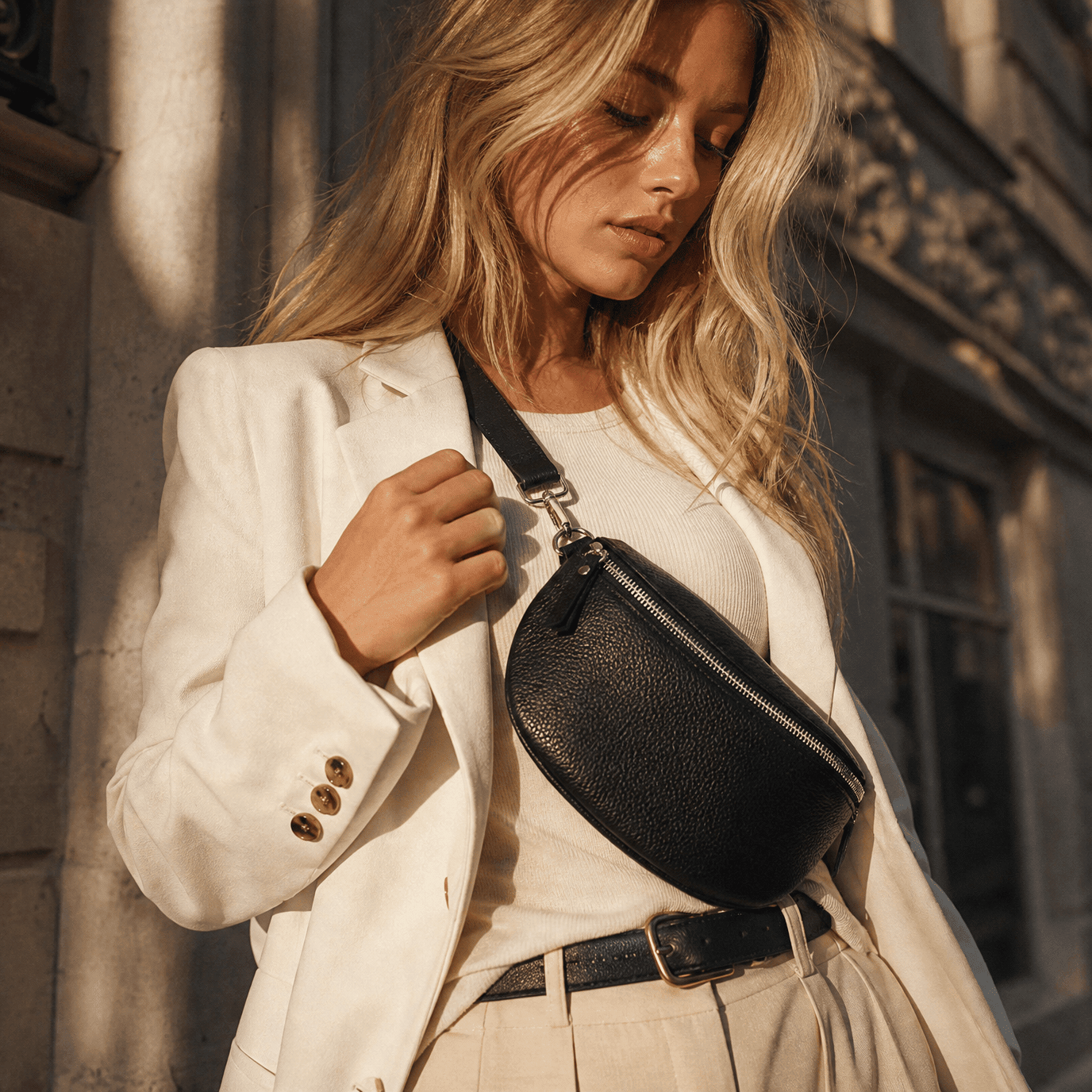 lepelou-leder-Bauchtasche-TONI Bauchtasche schwarz – Large -LPBTONSCHL
