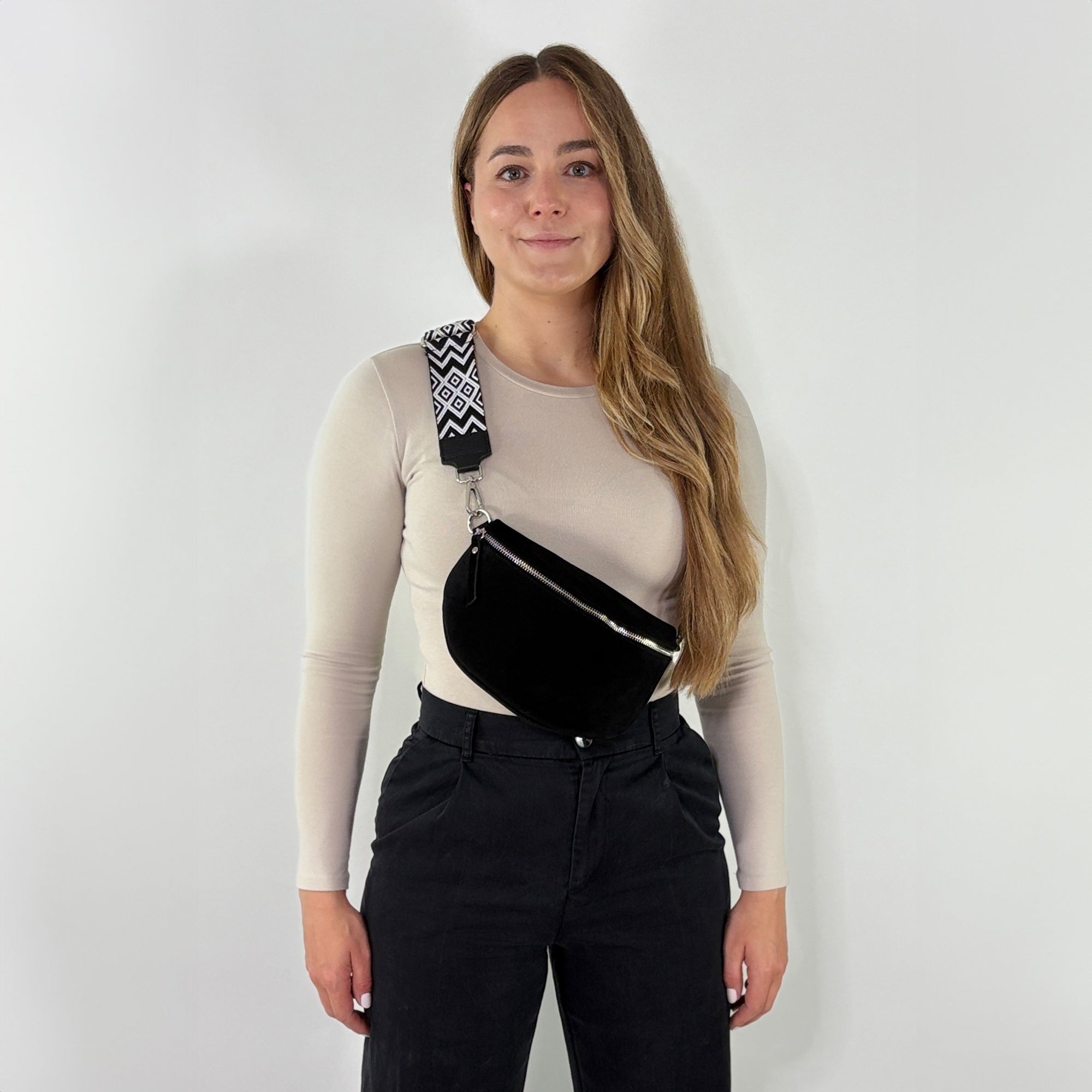 lepelou - leder - Bauchtasche - VALENTINA Wildleder Bauchtasche schwarz – Medium - LPBVALSCHM