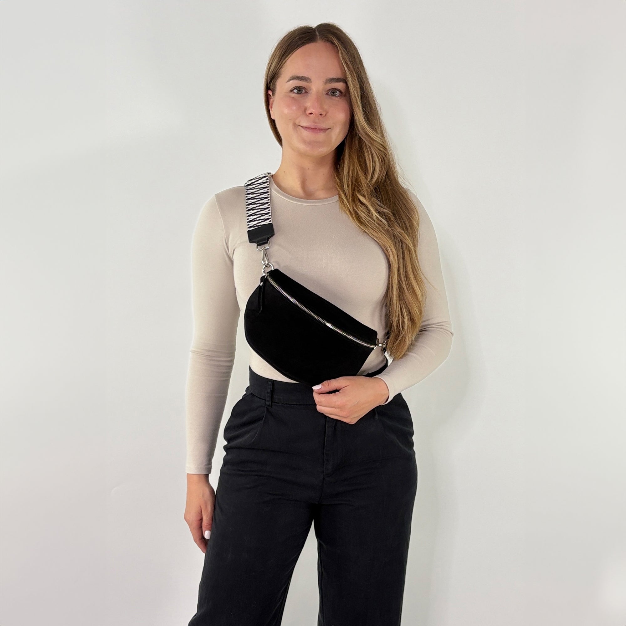 lepelou - leder - Bauchtasche - VALENTINA Wildleder Bauchtasche schwarz – Medium - LPBVALSCHM