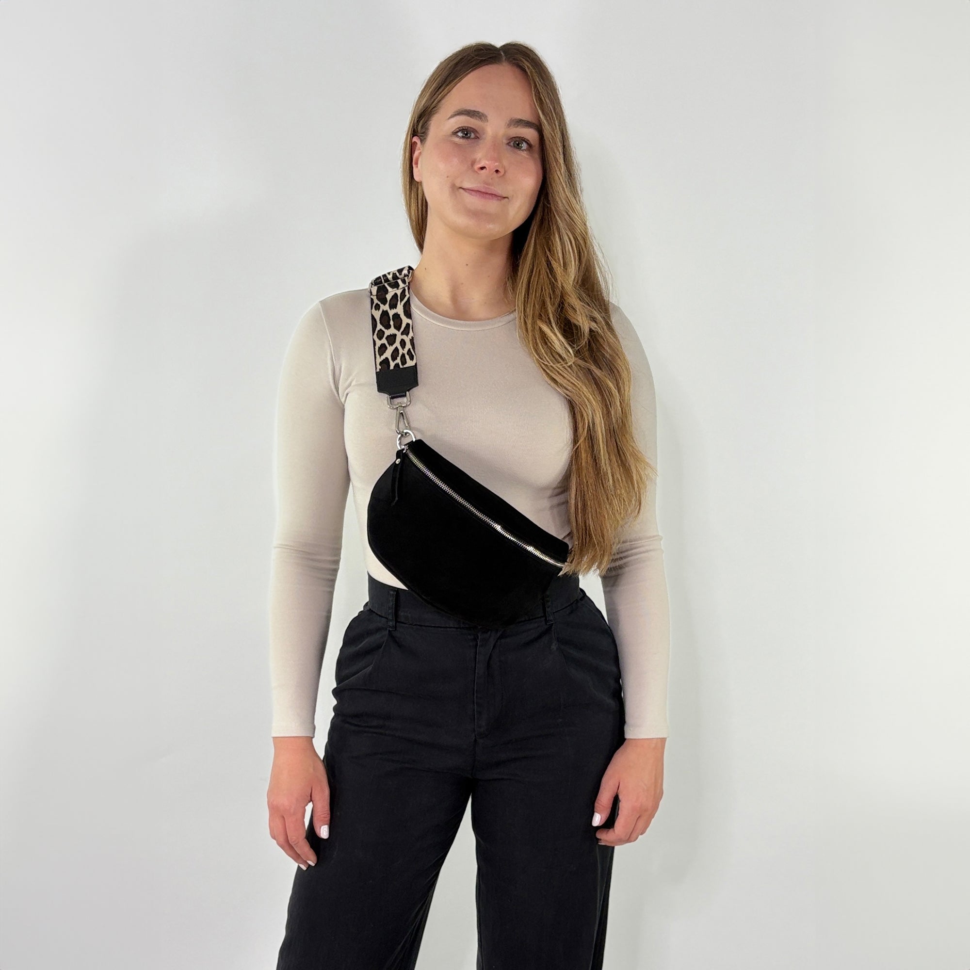 lepelou - leder - Bauchtasche - VALENTINA Wildleder Bauchtasche schwarz – Medium - LPBVALSCHM