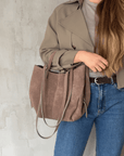 lepelou - leder - Bauchtasche - Wildleder Handtasche TESSA taupe - LPHTESTAU