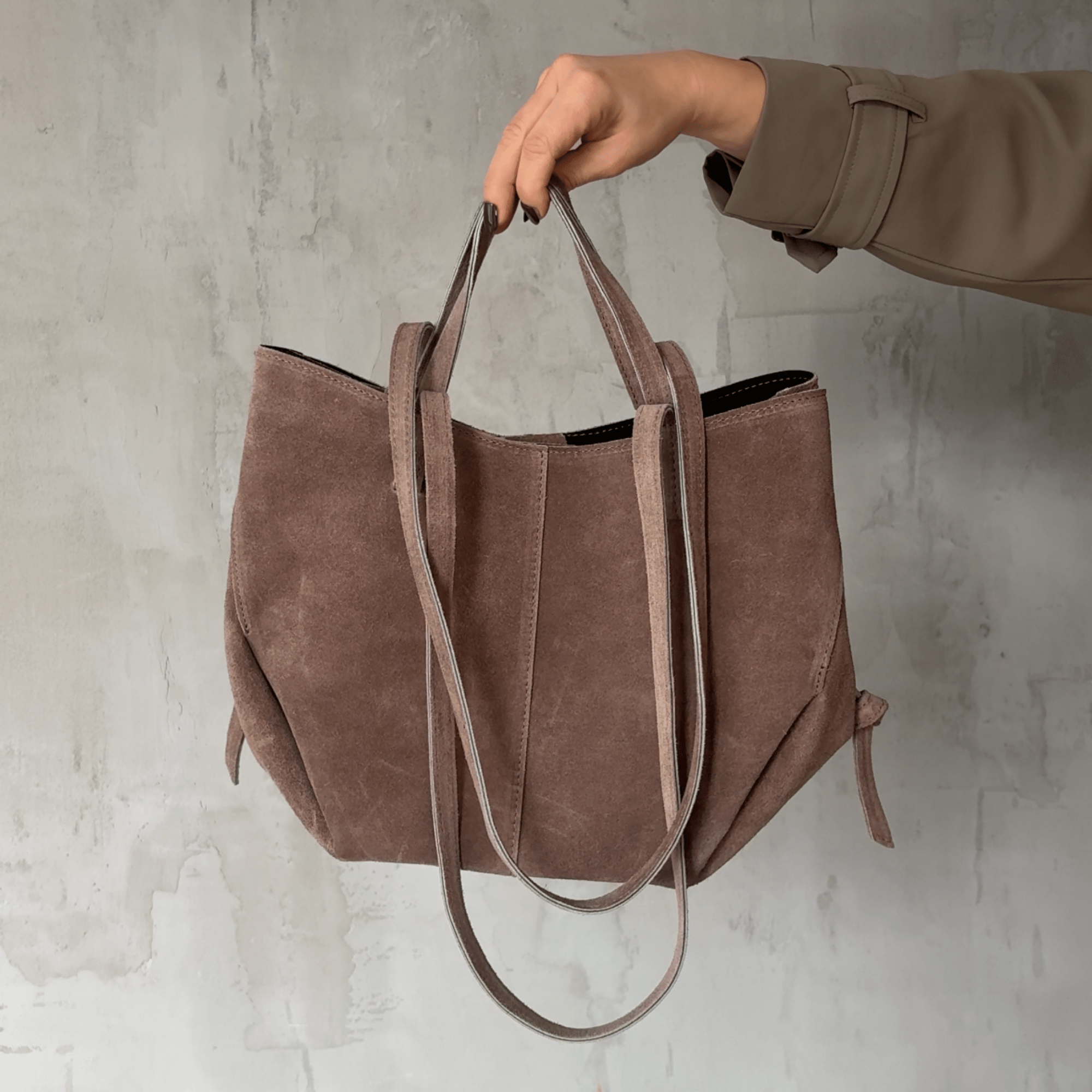 lepelou - leder - Bauchtasche - Wildleder Handtasche TESSA taupe - LPHTESTAU