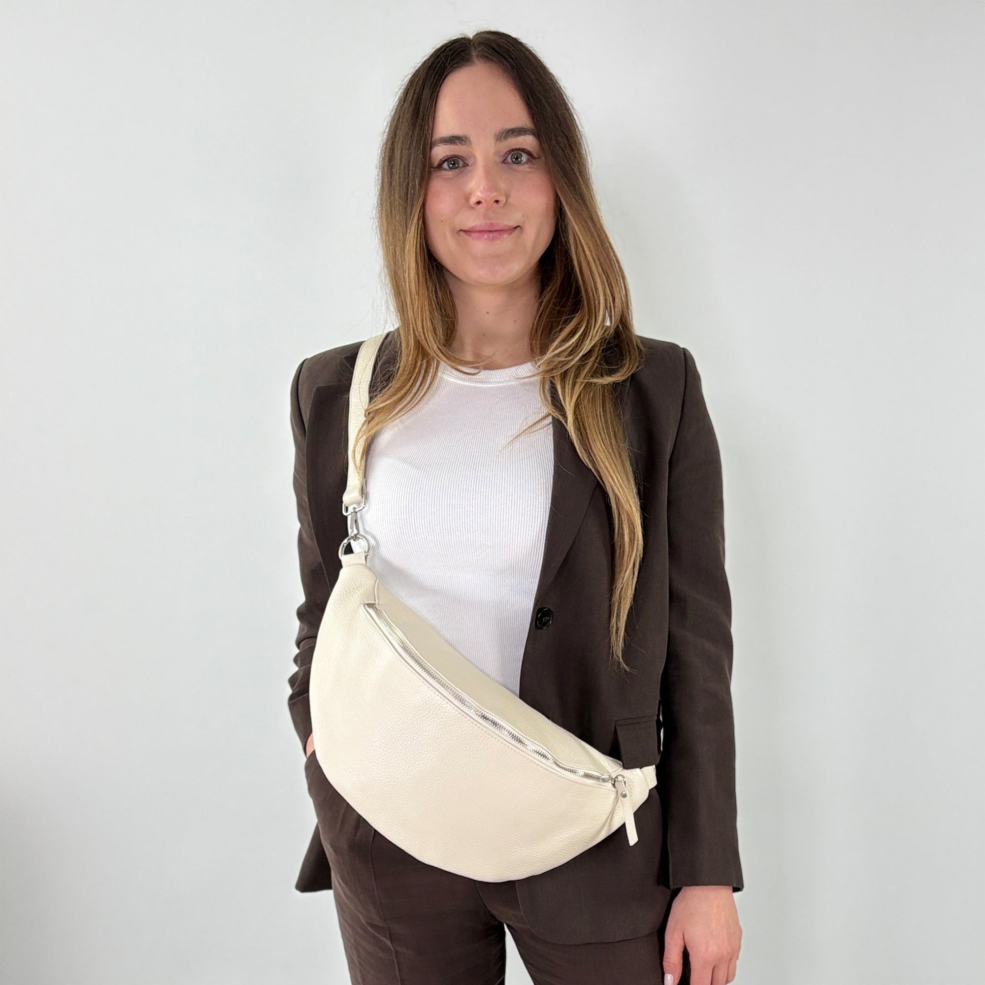 lepelou - leder - Bauchtasche - XL Bauchtasche LARA creme - LPBLARCREE