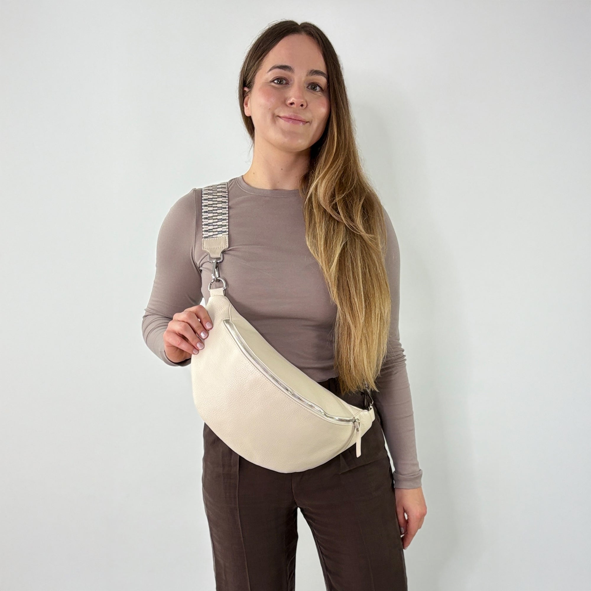 lepelou - leder - Bauchtasche - XL Bauchtasche LARA creme - LPBLARCREE1