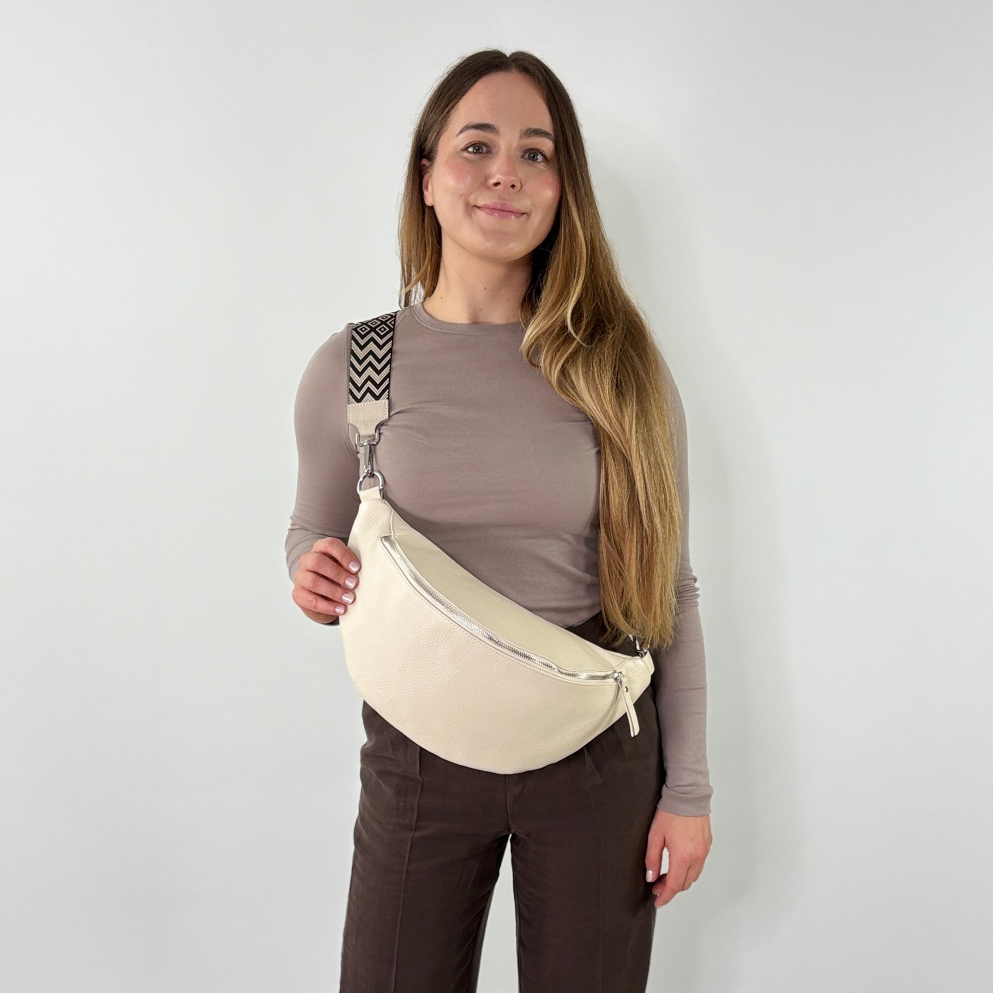 lepelou - leder - Bauchtasche - XL Bauchtasche LARA creme - LPBLARCREE7