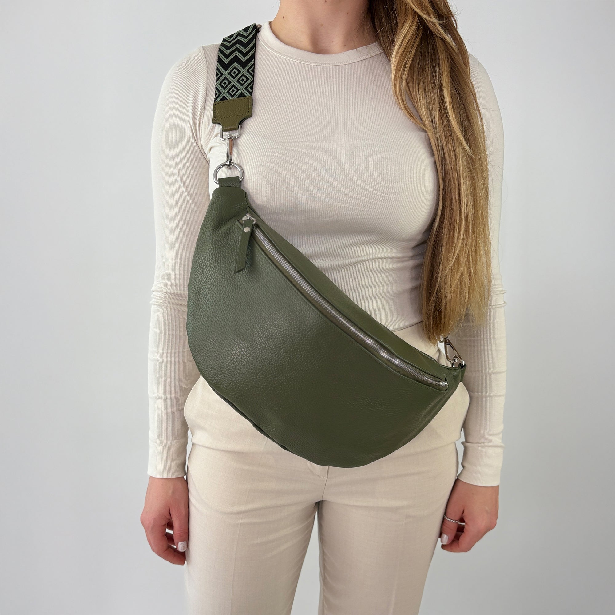 lepelou - leder - Bauchtasche - XL Bauchtasche LARA khaki - LPBLARKHAE1