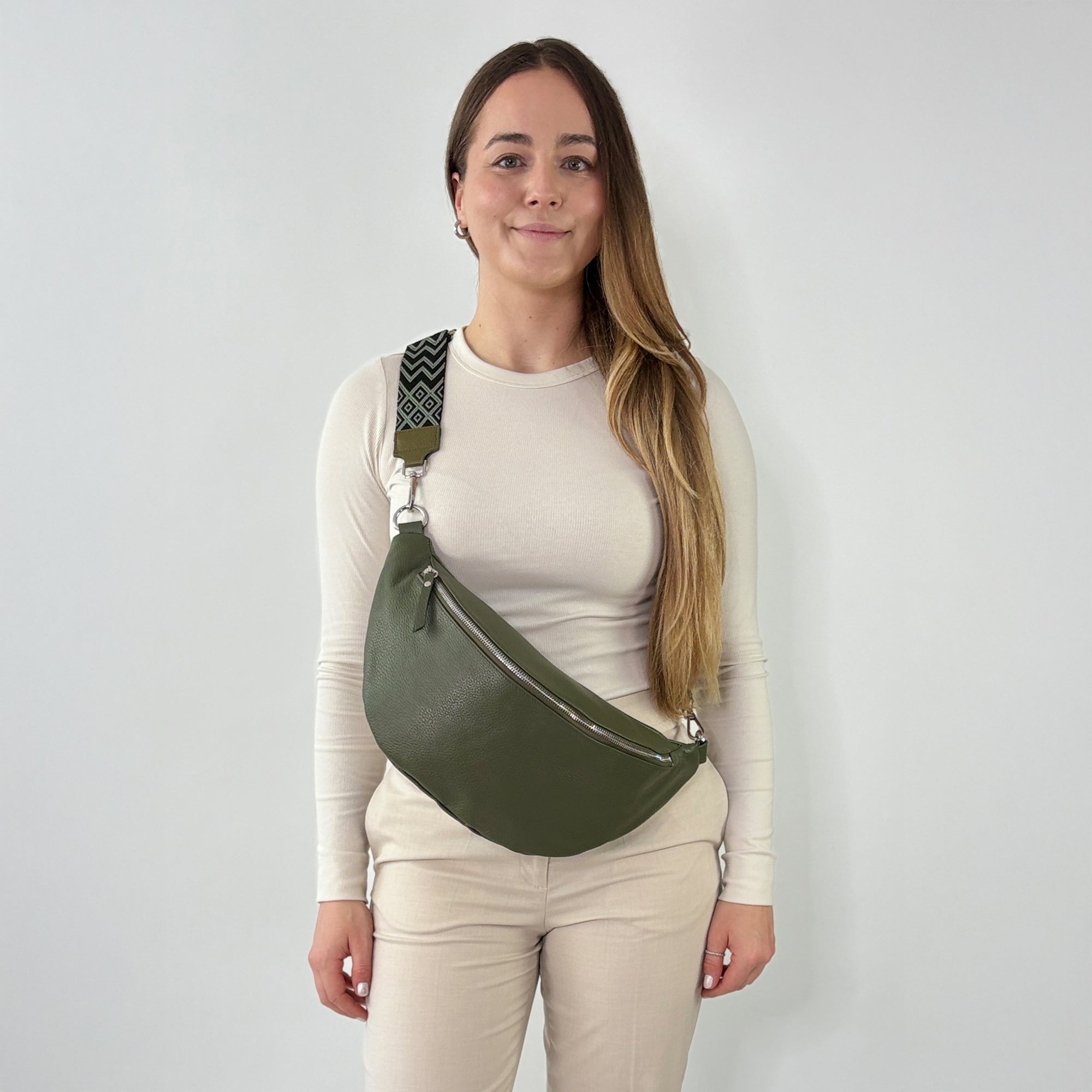lepelou - leder - Bauchtasche - XL Bauchtasche LARA khaki - LPBLARKHAE2