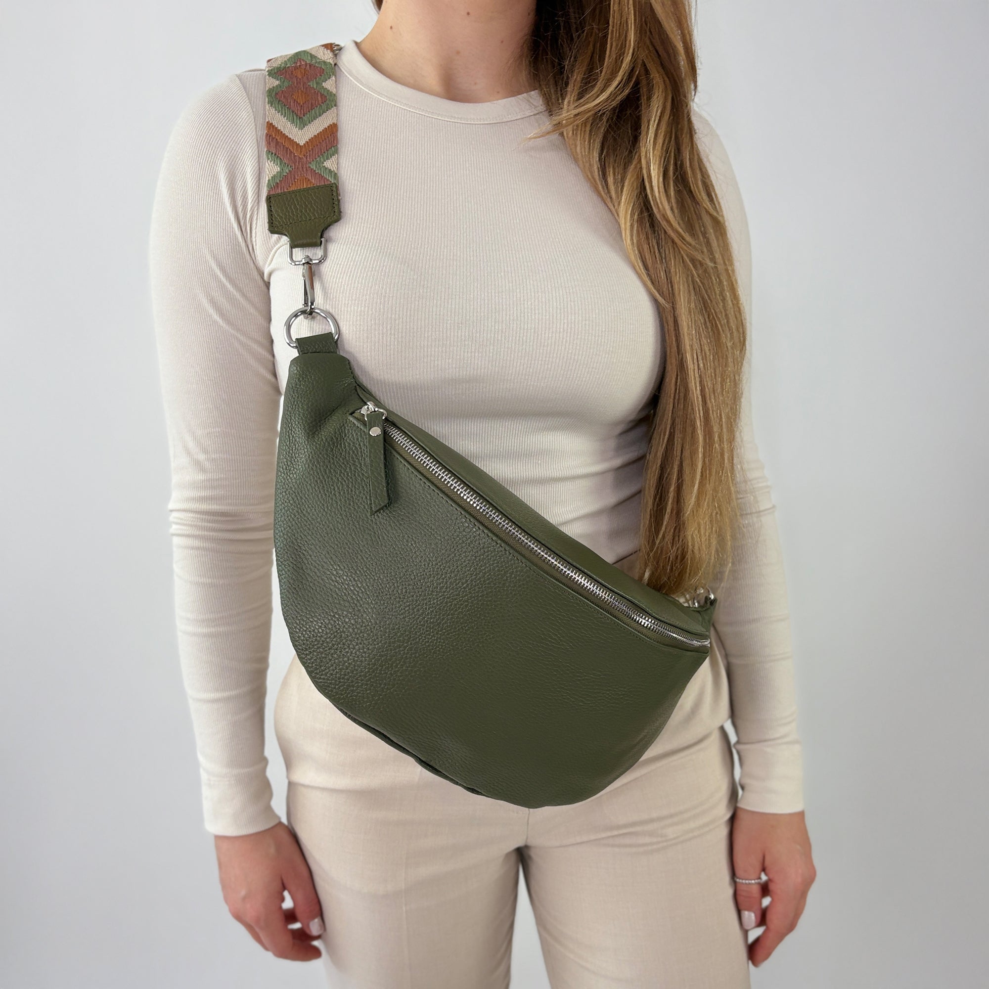 lepelou - leder - Bauchtasche - XL Bauchtasche LARA khaki - LPBLARKHAE3
