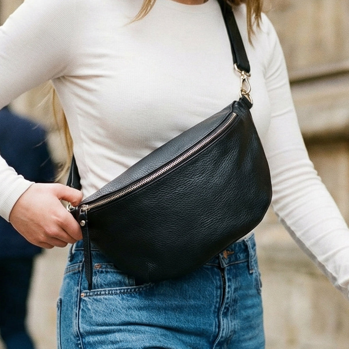 lepelou-leder-Bauchtasche-XL Bauchtasche LARA schwarz -LPBLARSCHE