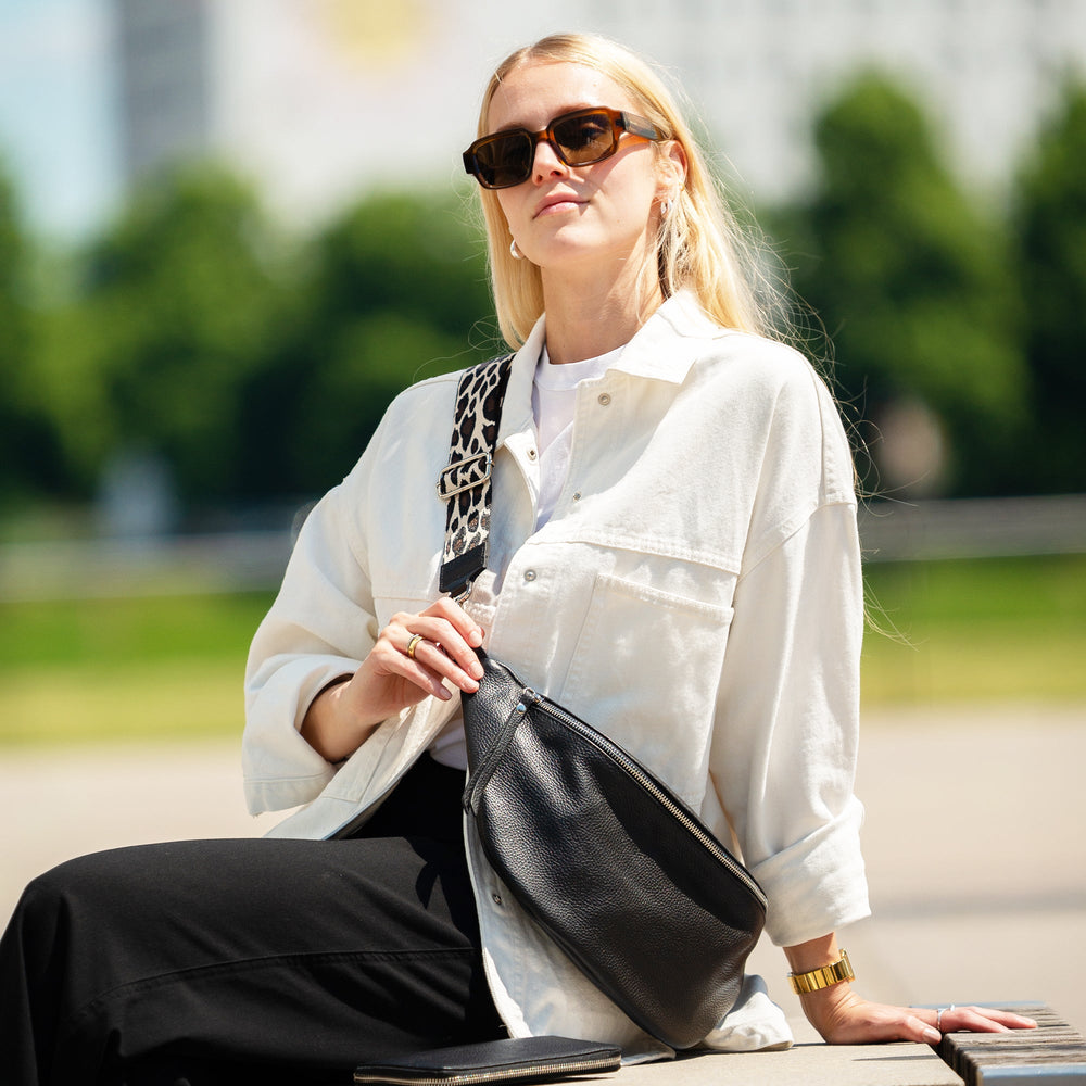 lepelou - leder - Bauchtasche - XL Bauchtasche LARA schwarz - LPBLARSCHE