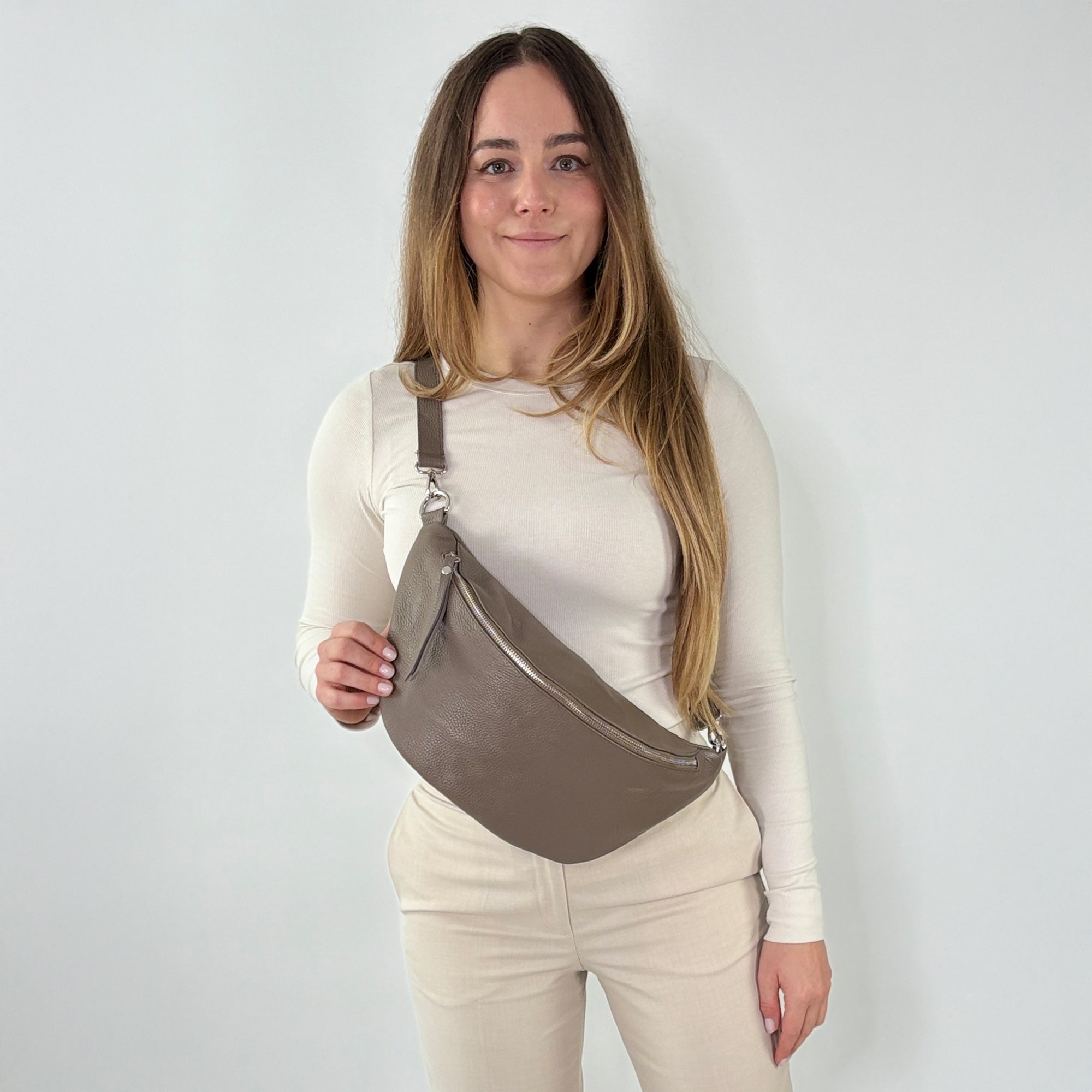 lepelou - leder - Bauchtasche - XL Bauchtasche LARA taupe - LPBLARTAUE