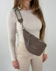 lepelou - leder - Bauchtasche - XL Bauchtasche LARA taupe - LPBLARTAUE1