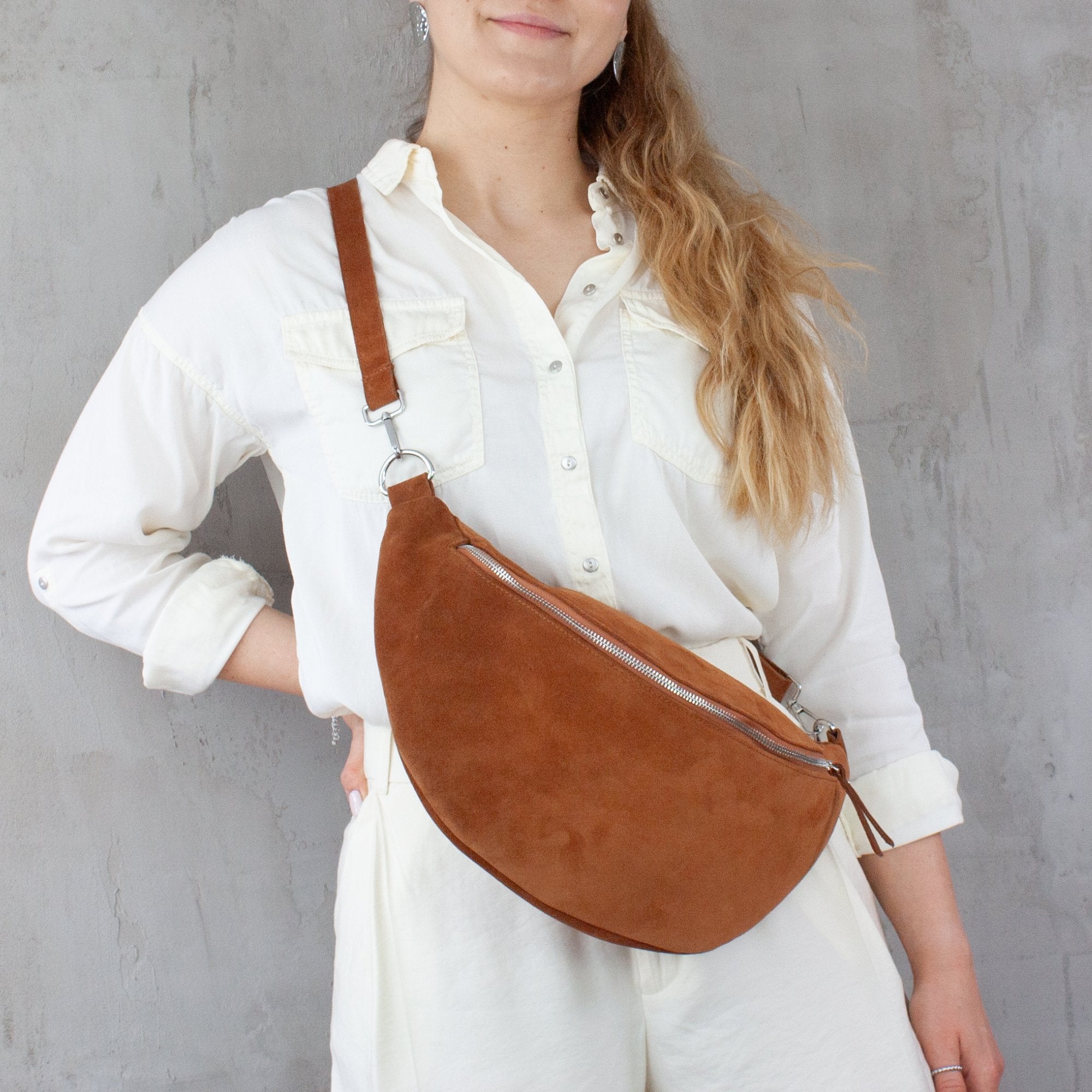 lepelou - leder - Bauchtasche - XL Wildleder Bauchtasche cognac mit Wechselgurt - LPBVALCOGXL1