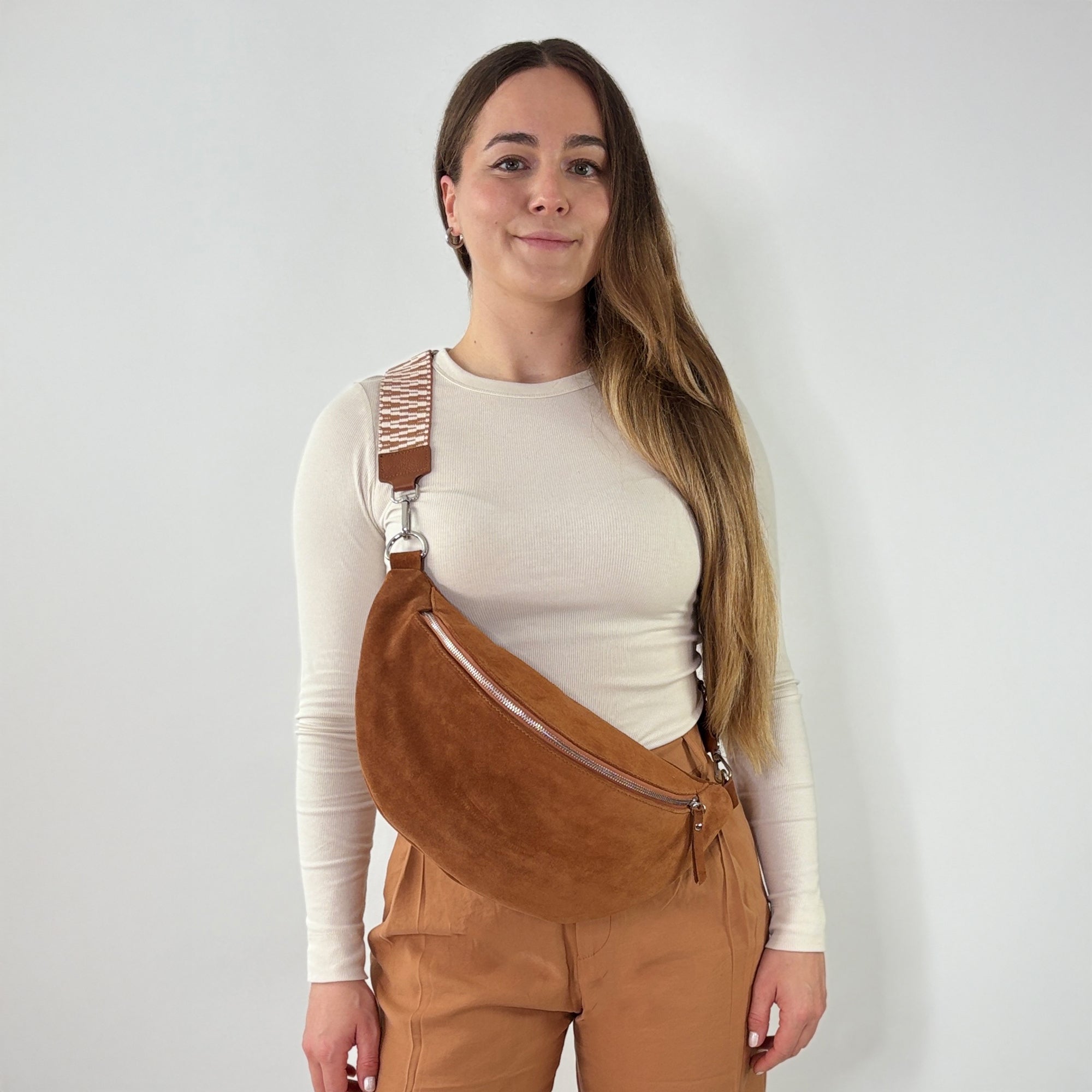 lepelou - leder - Bauchtasche - XL Wildleder Bauchtasche cognac mit Wechselgurt - LPBVALCOGXL1