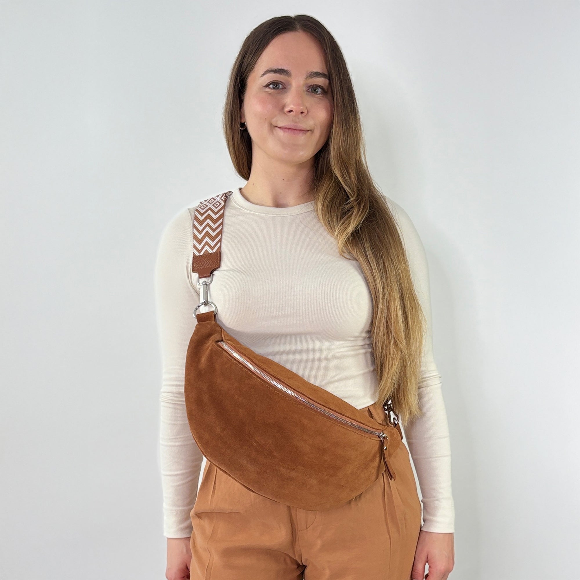 lepelou - leder - Bauchtasche - XL Wildleder Bauchtasche cognac mit Wechselgurt - LPBVALCOGXL7