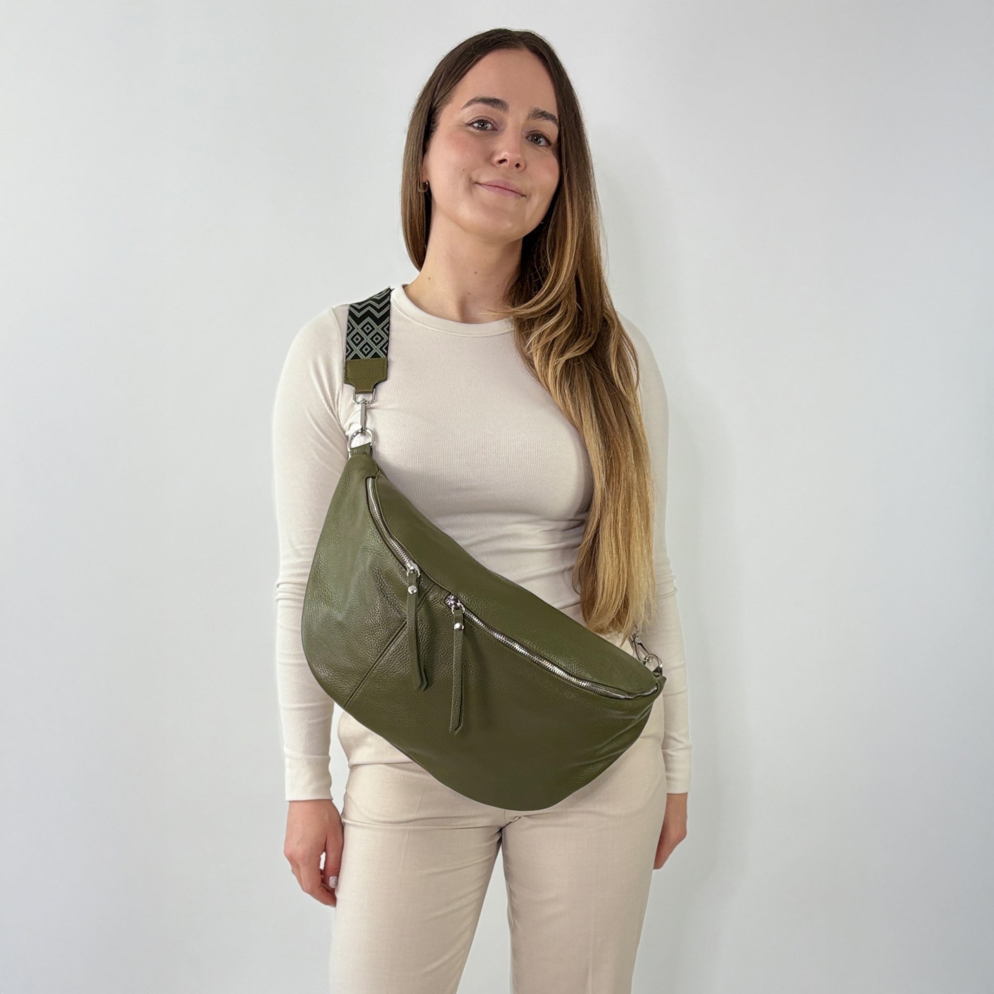 lepelou - leder - Bauchtasche - XXL Bauchtasche CLARA khaki - LPBCLAKHAE2