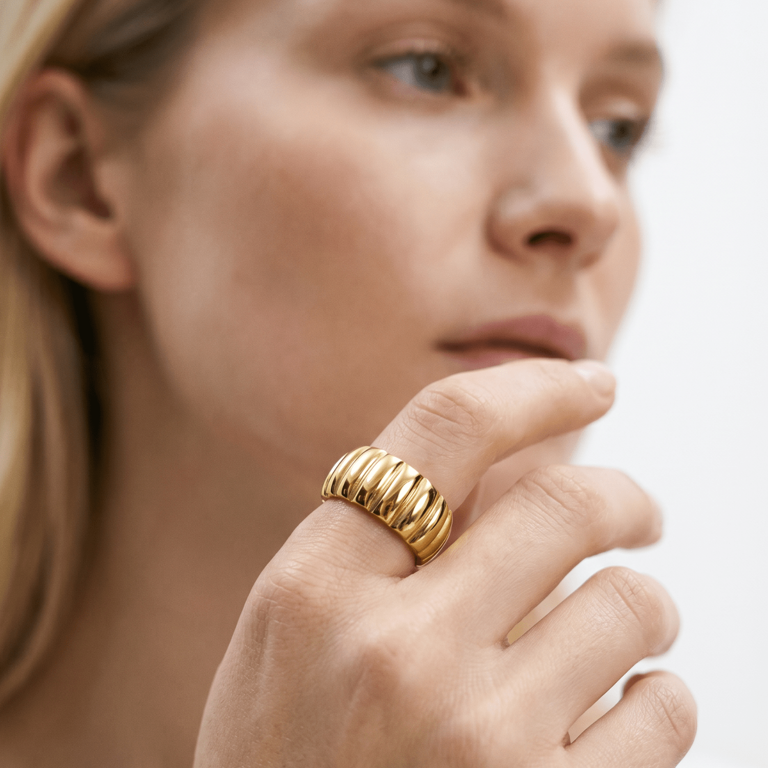 lepelou - leder - Breiter Ring gold - LPSRBREGOL