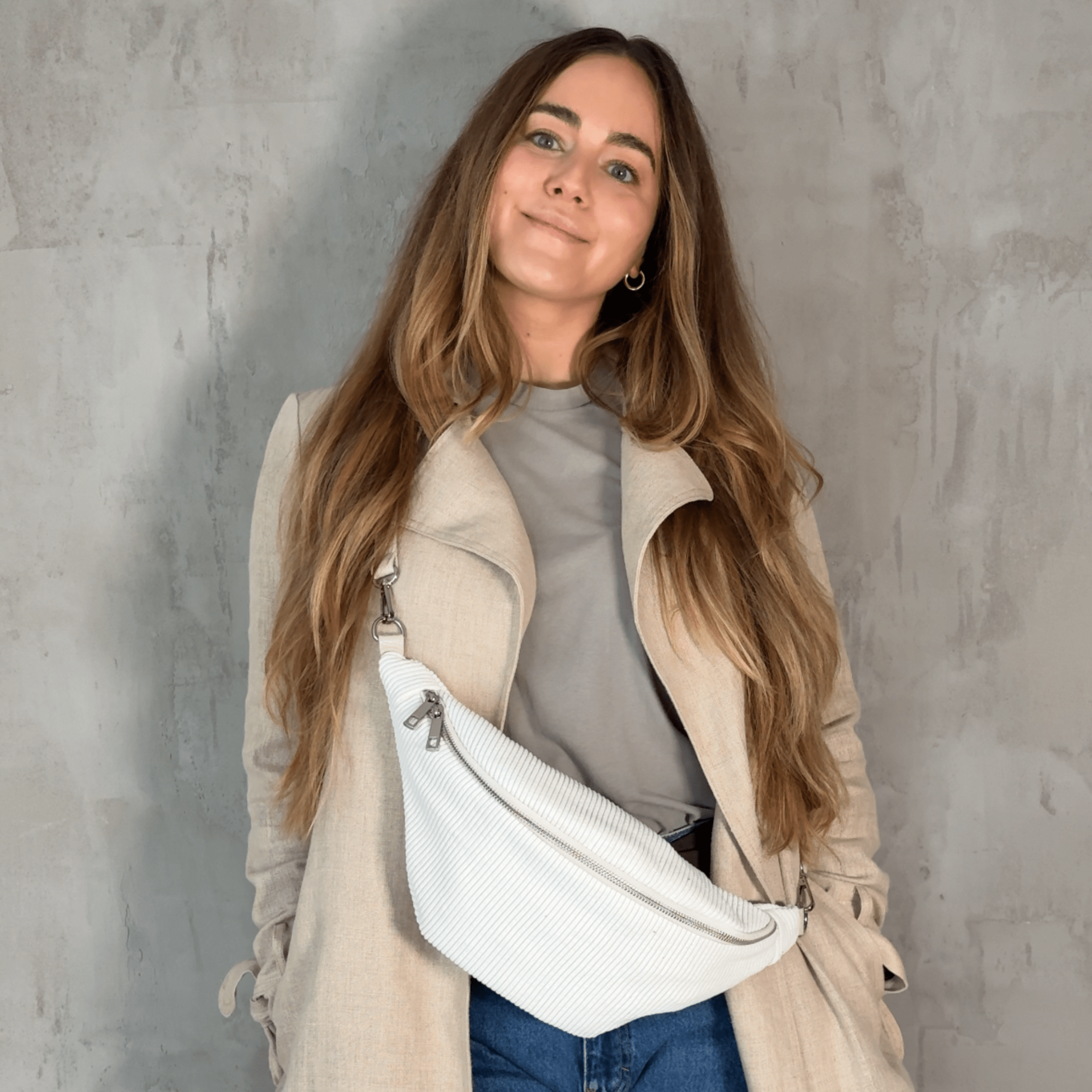 lepelou - leder - IDA Cord Bauchtasche creme - LPBIDACRE