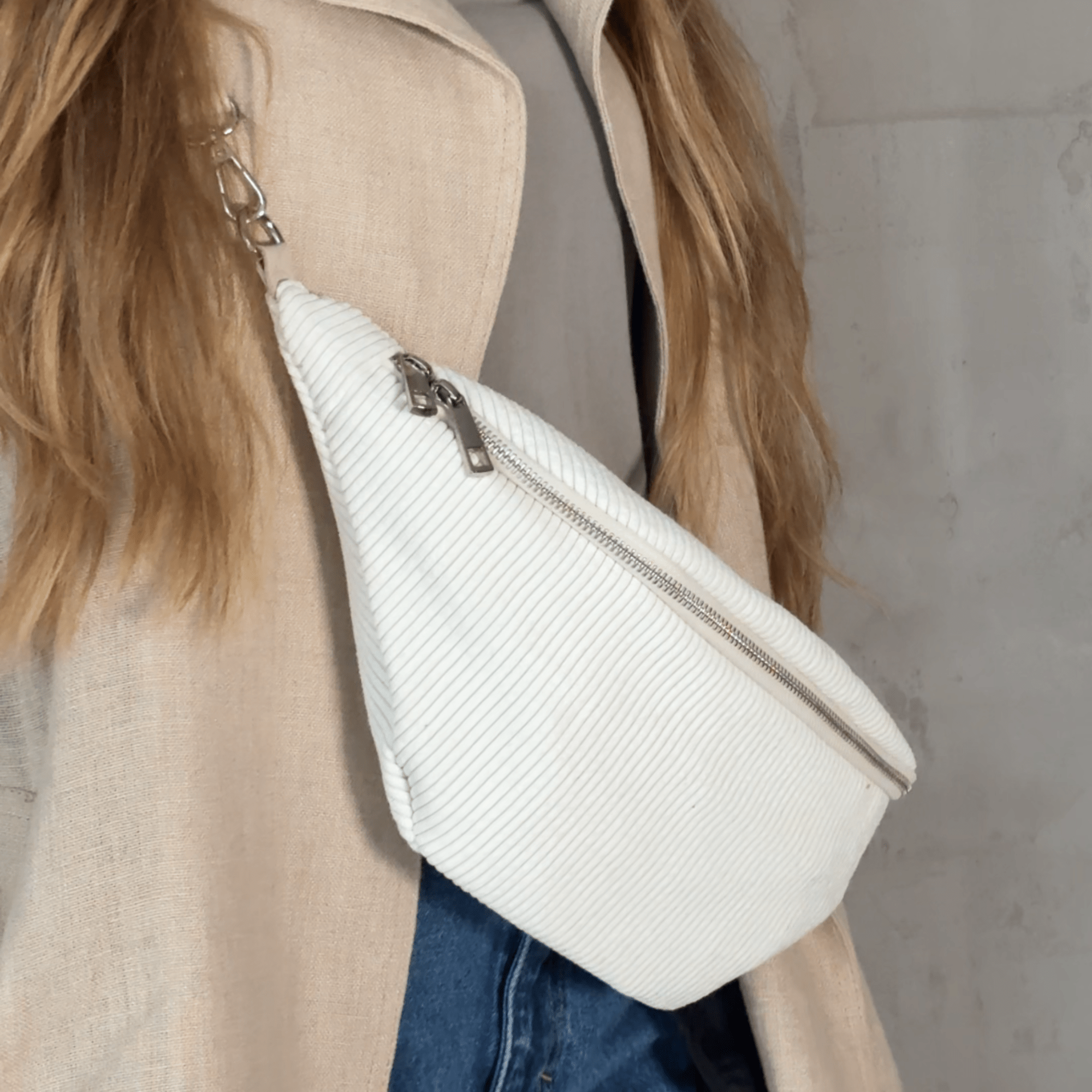 lepelou - leder - IDA Cord Bauchtasche creme - LPBIDACRE