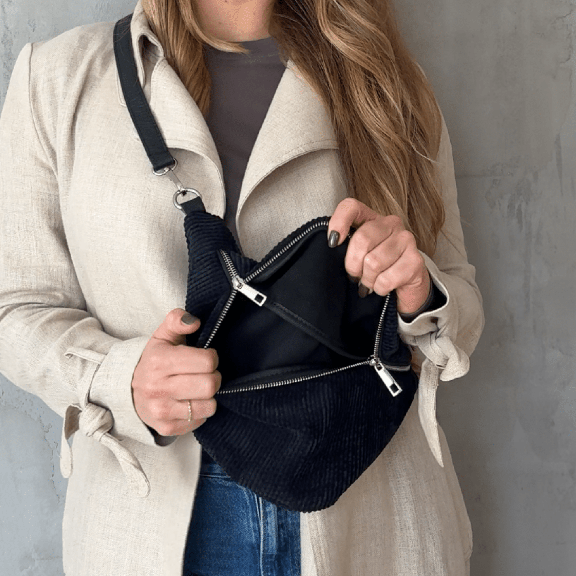 lepelou - leder - IDA Cord Bauchtasche schwarz - LPBIDASCH