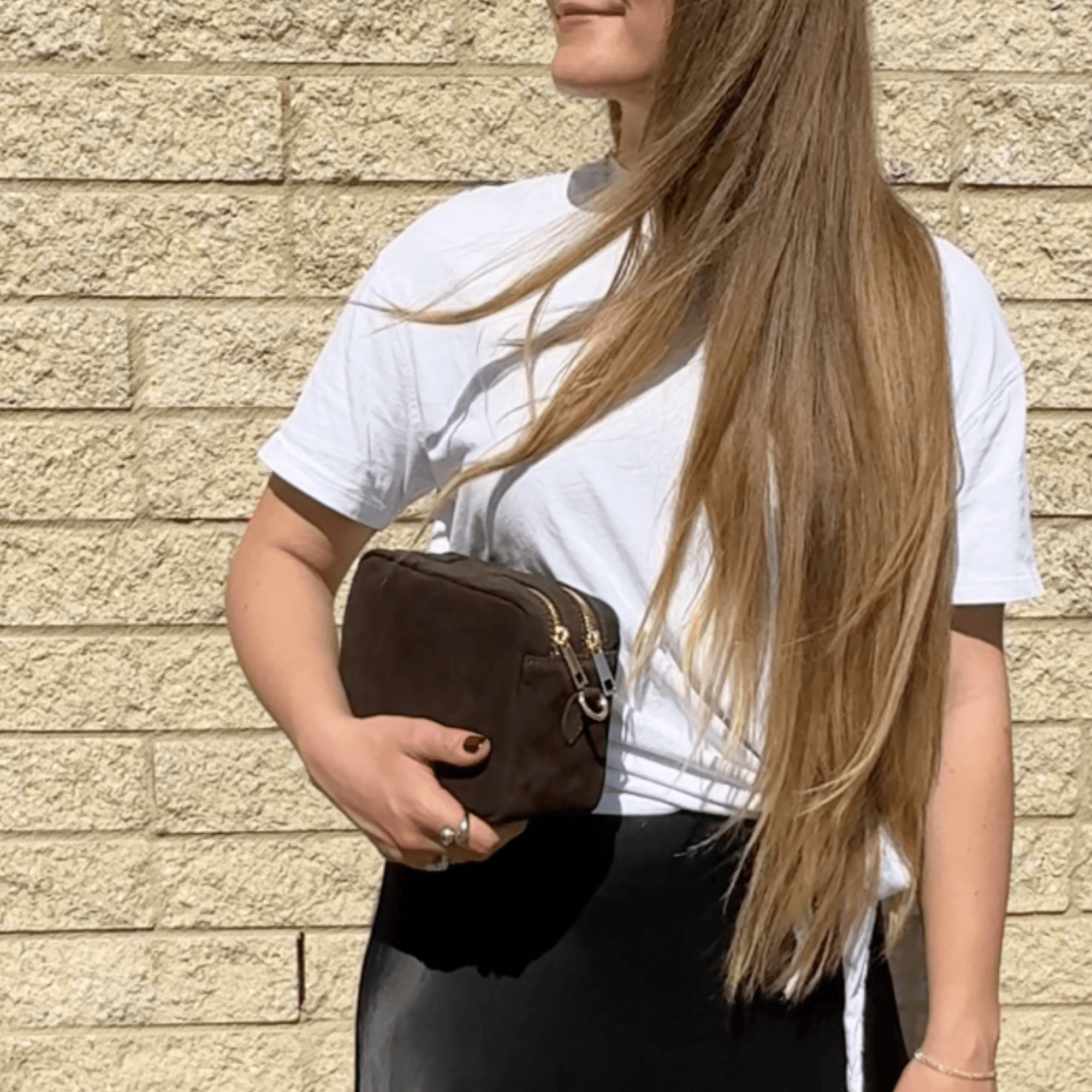 lepelou-leder - VIOLA – Wildleder Umhängetasche dunkelbraun -LPHVIODBR